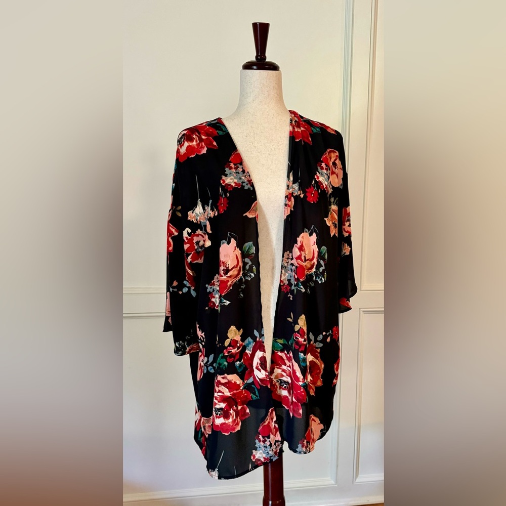 Kaileigh Floral Kimono